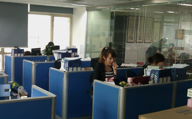 酱香型白酒与浓香型白酒酿造工艺差异及品质鉴别方法